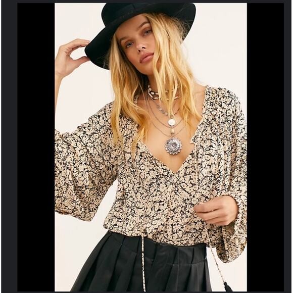 Free People All Tucks Printed bodysuit - Picture 2 of 11